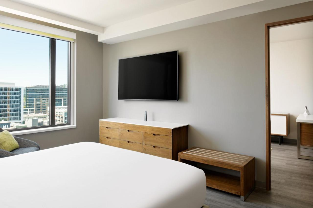 Astra Hotel, Seattle, A Tribute Portfolio Hotel By Marriott Kültér fotó