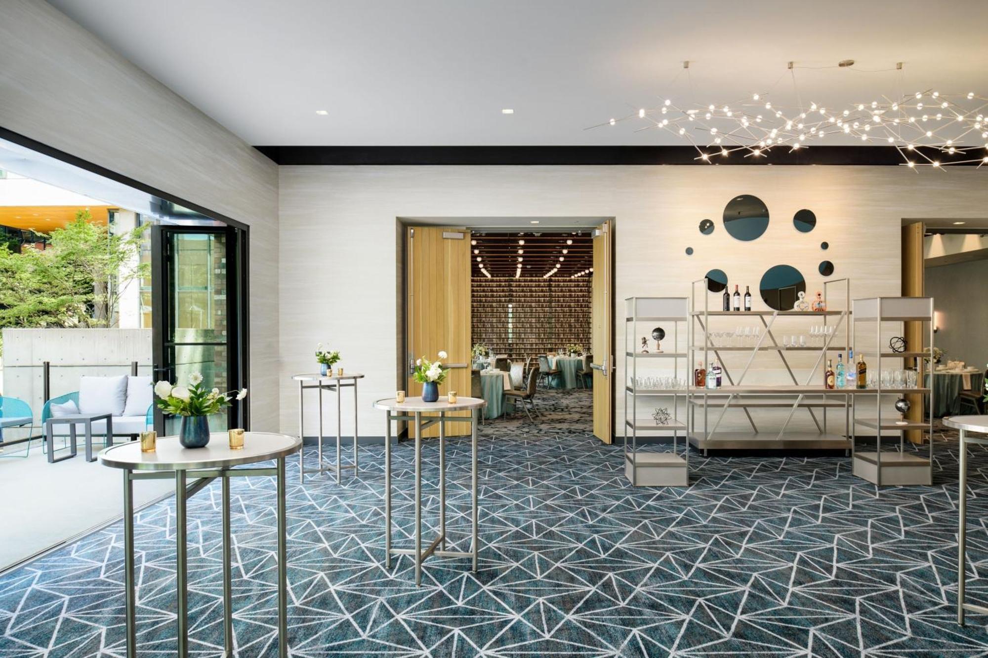 Astra Hotel, Seattle, A Tribute Portfolio Hotel By Marriott Kültér fotó